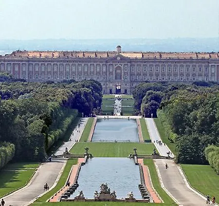Elisabetta Villa Caserta